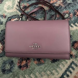 Coach - lavender phone wallet crossbody